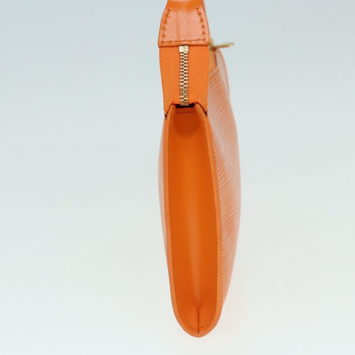 LOUIS VUITTON Epi Pochette Accessoires Pouch Orange Mandarin M5294H Auth 88774