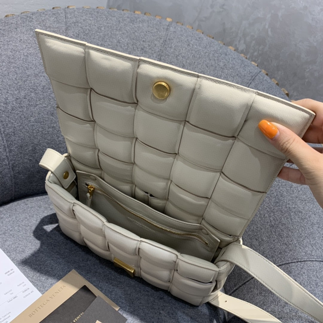 Top Quality Padded Cassette Bag For Women 10.2in/26cm In Chalk 591970VCQR19143