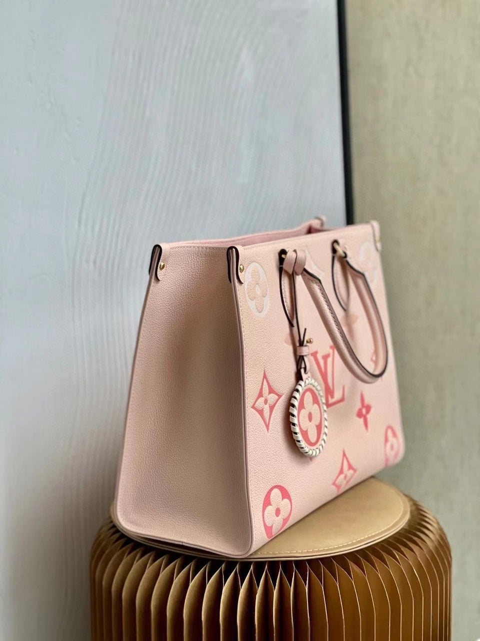 Top Quality OnTheGo MM Monogram Empreinte Cream For Women 34cm Top Quality M45717