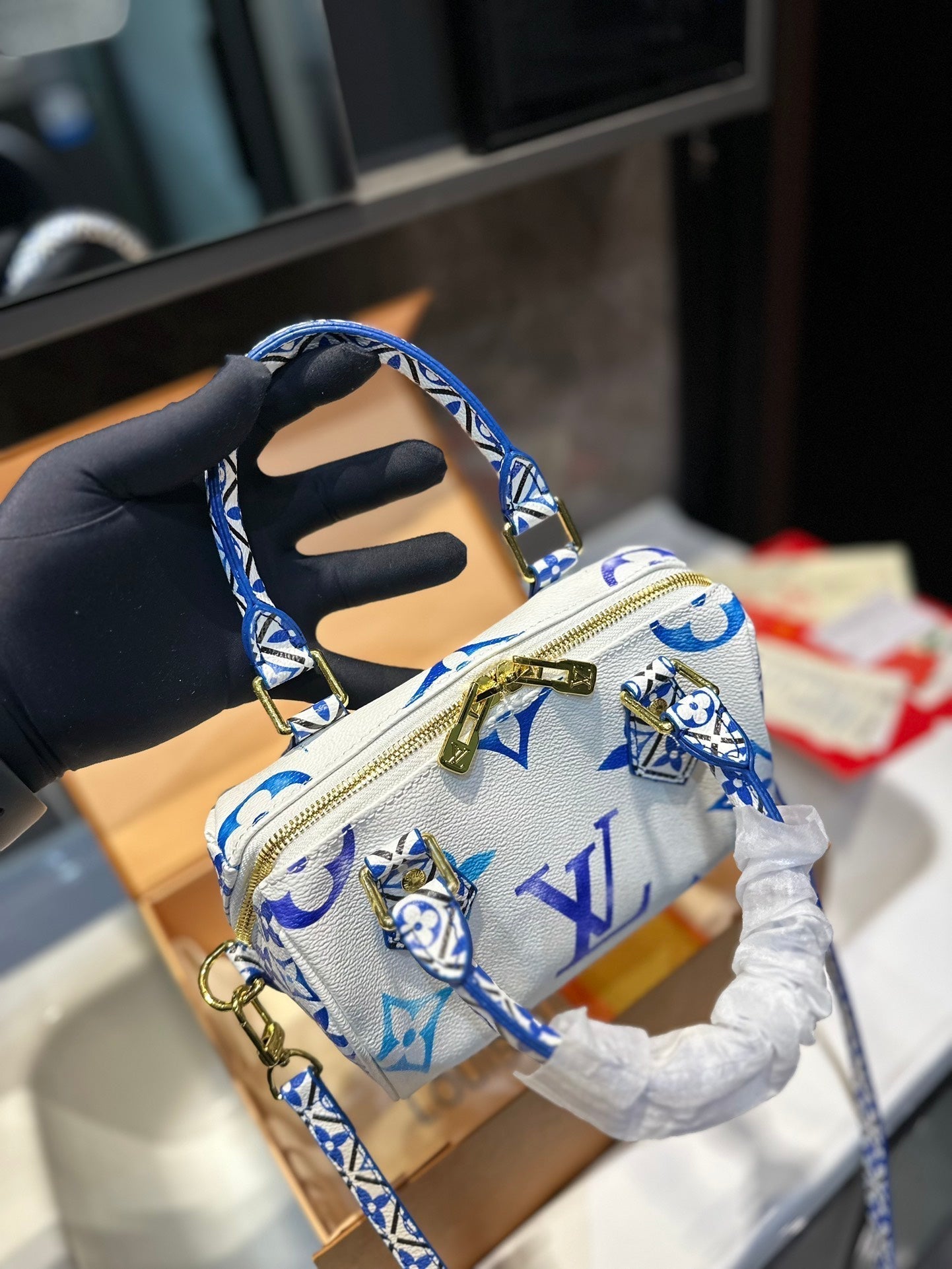 New 1:1 rep Lux Bags LUV 899
