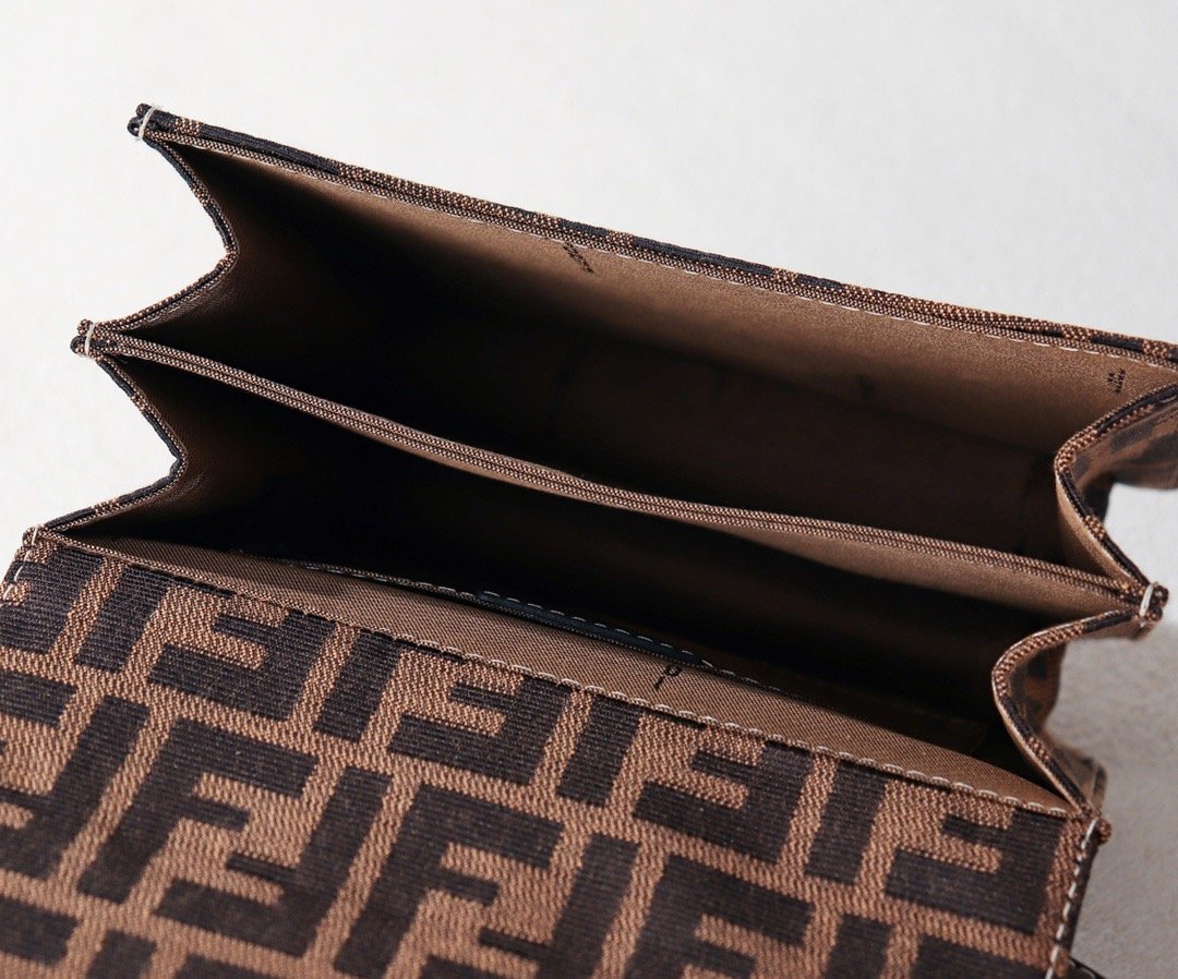 EN - New 1:1 rep  Bags FEI 063
