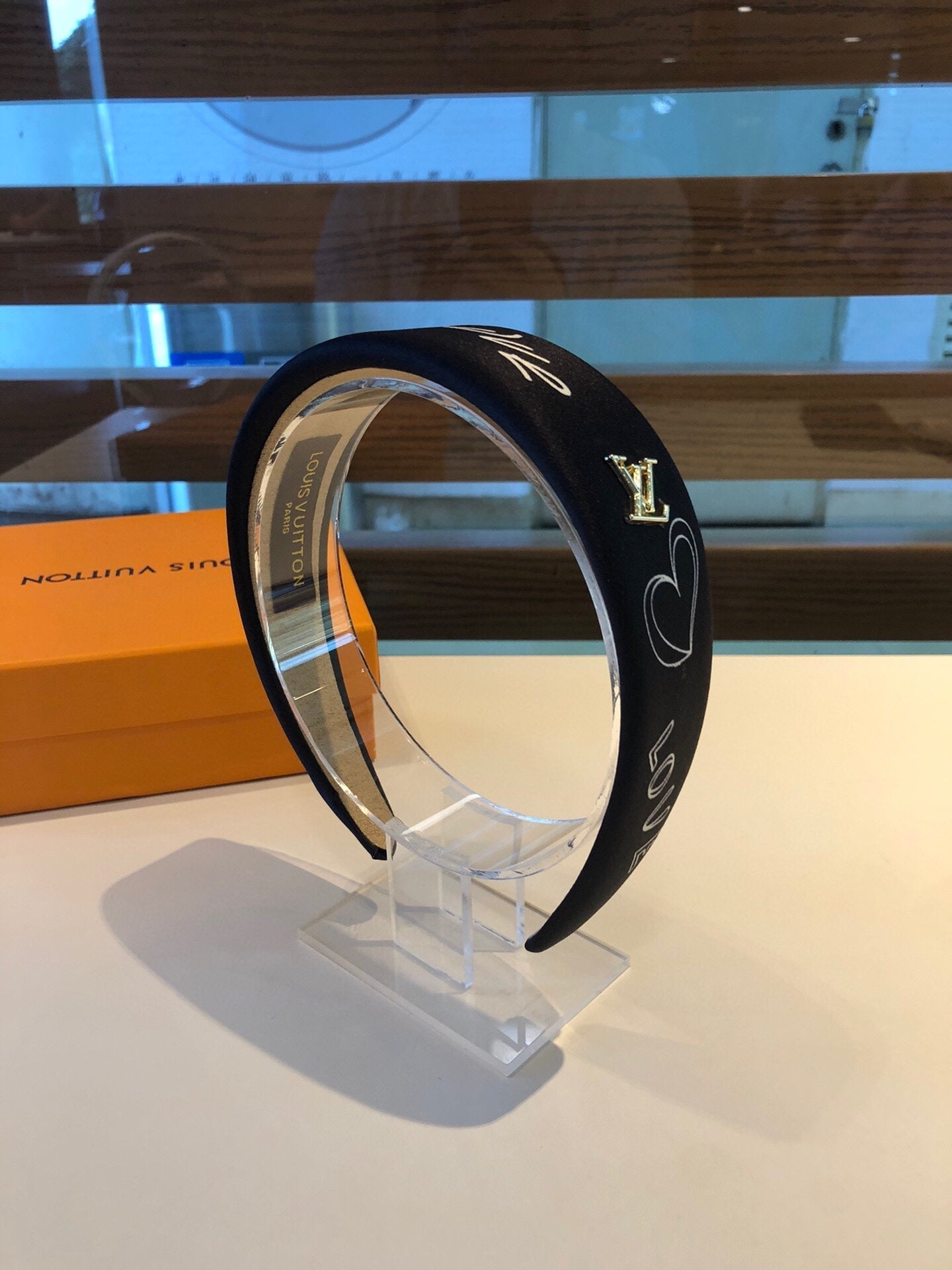 EN - Luxury Hair Band LUV 017