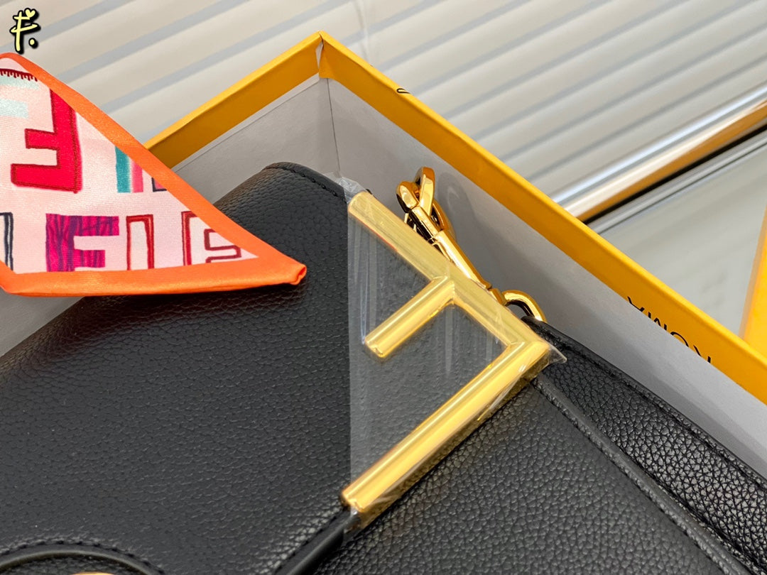 EN - New 1:1 rep  Bags FEI 246