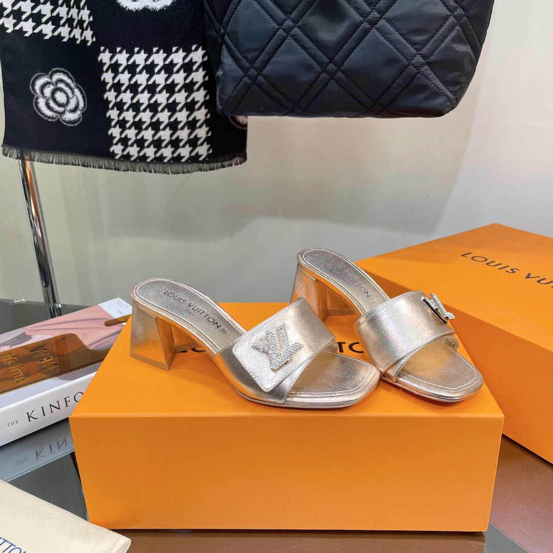 New 1:1 rep LUV High Heel Shoes 023