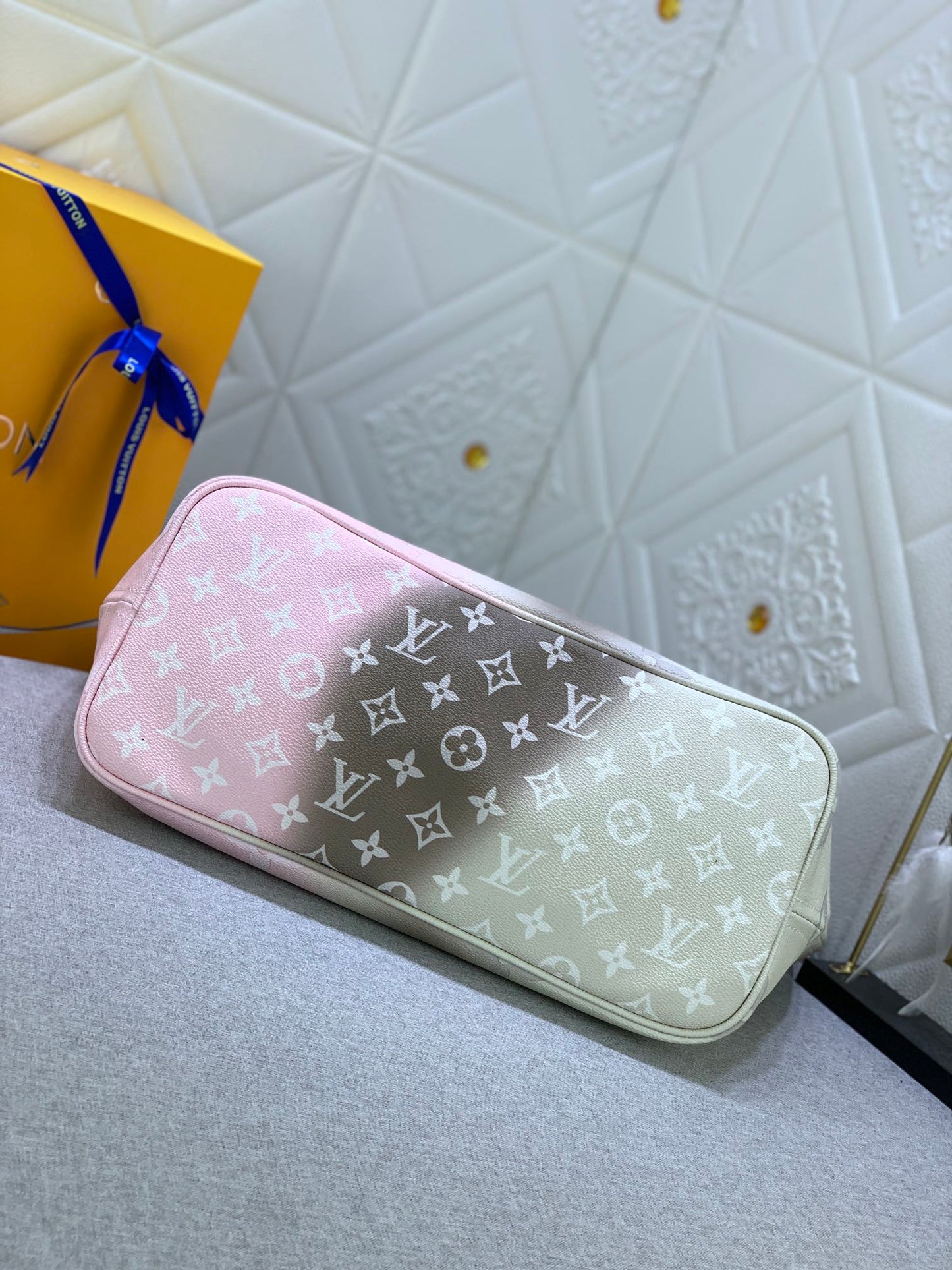 EN - New 1:1 rep Bag LUV 650