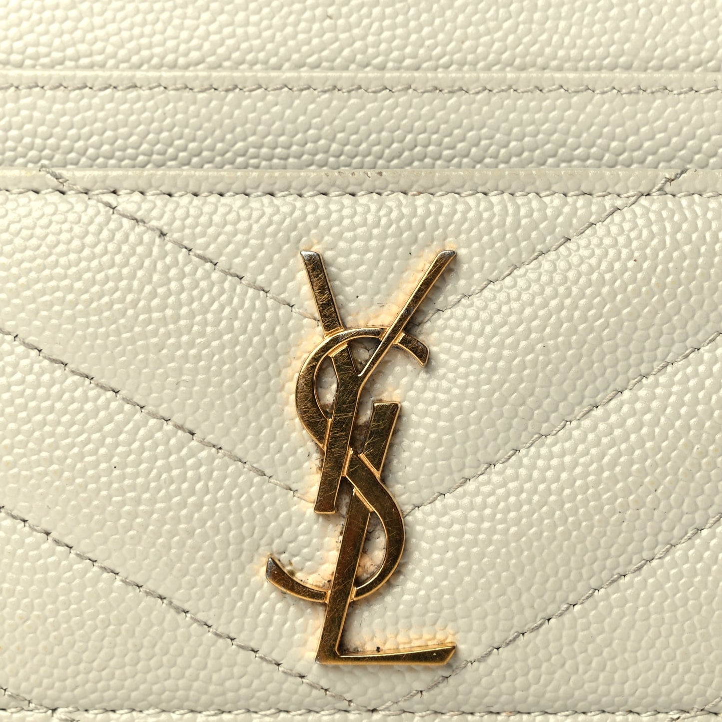 Saint Laurent Grain De Poudre Matelasse Chevron Monogram Credit Card Case Crema Soft