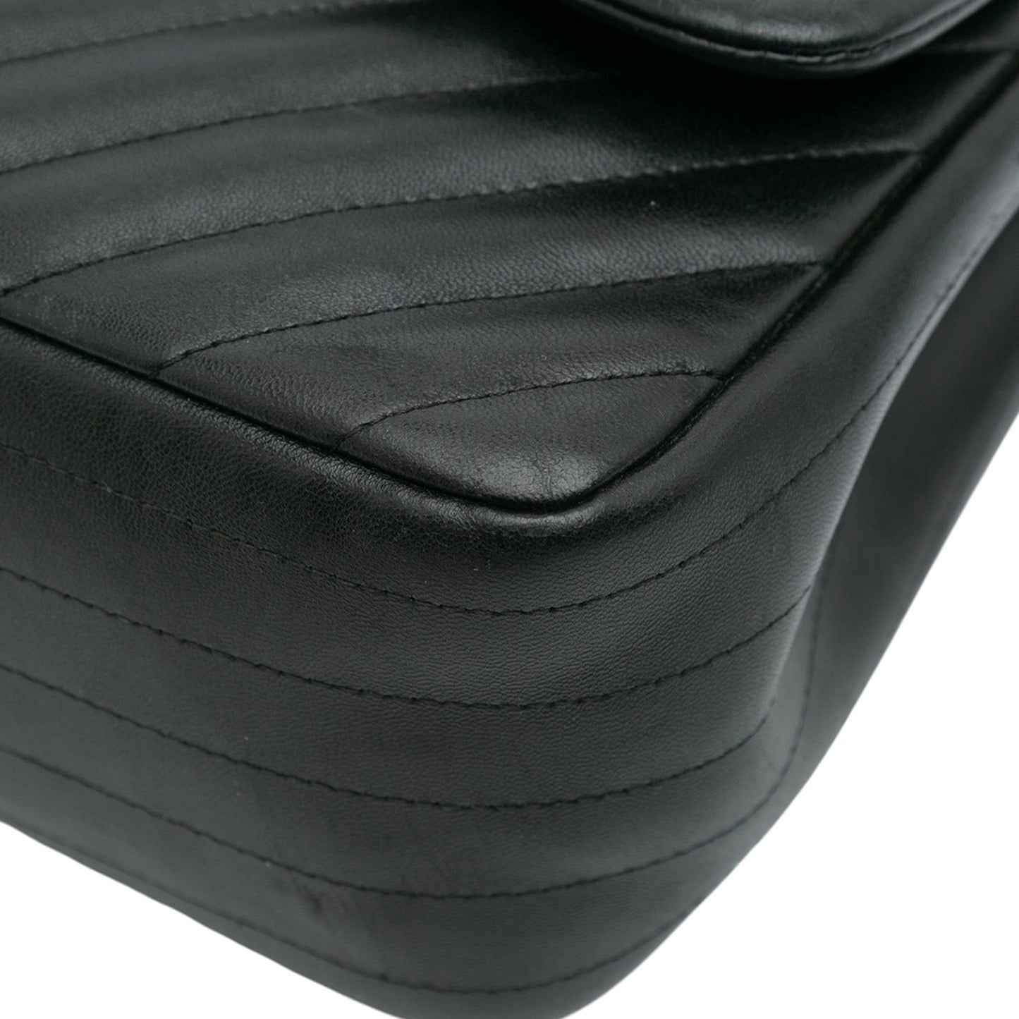 Black Chanel Jumbo Classic Chevron Lambskin Double Flap Shoulder Bag