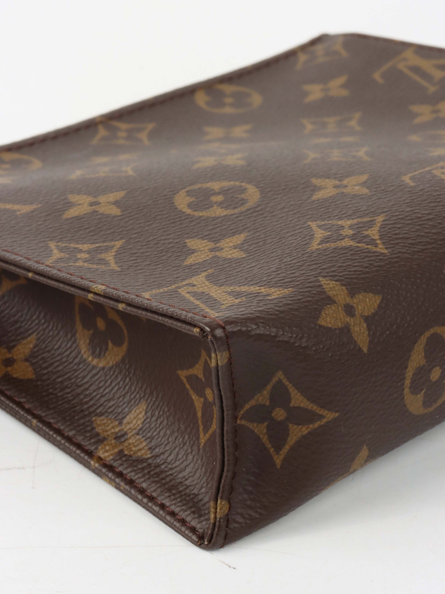 Louis Vuitton Toiletry Pouch 15.