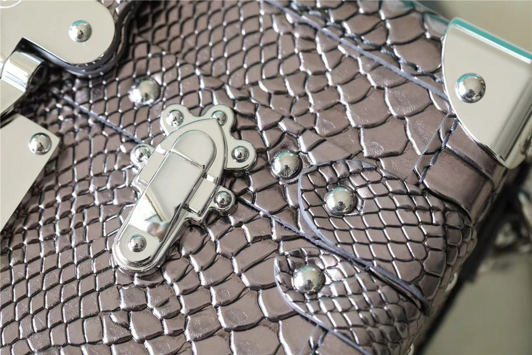Top Quality Petite Malle High Shiny Alligator By Nicolas Ghesquiere SiTop Qualityer For Women,  Shoulder And Crossbody Bags 7.9in/20cm Top Quality 