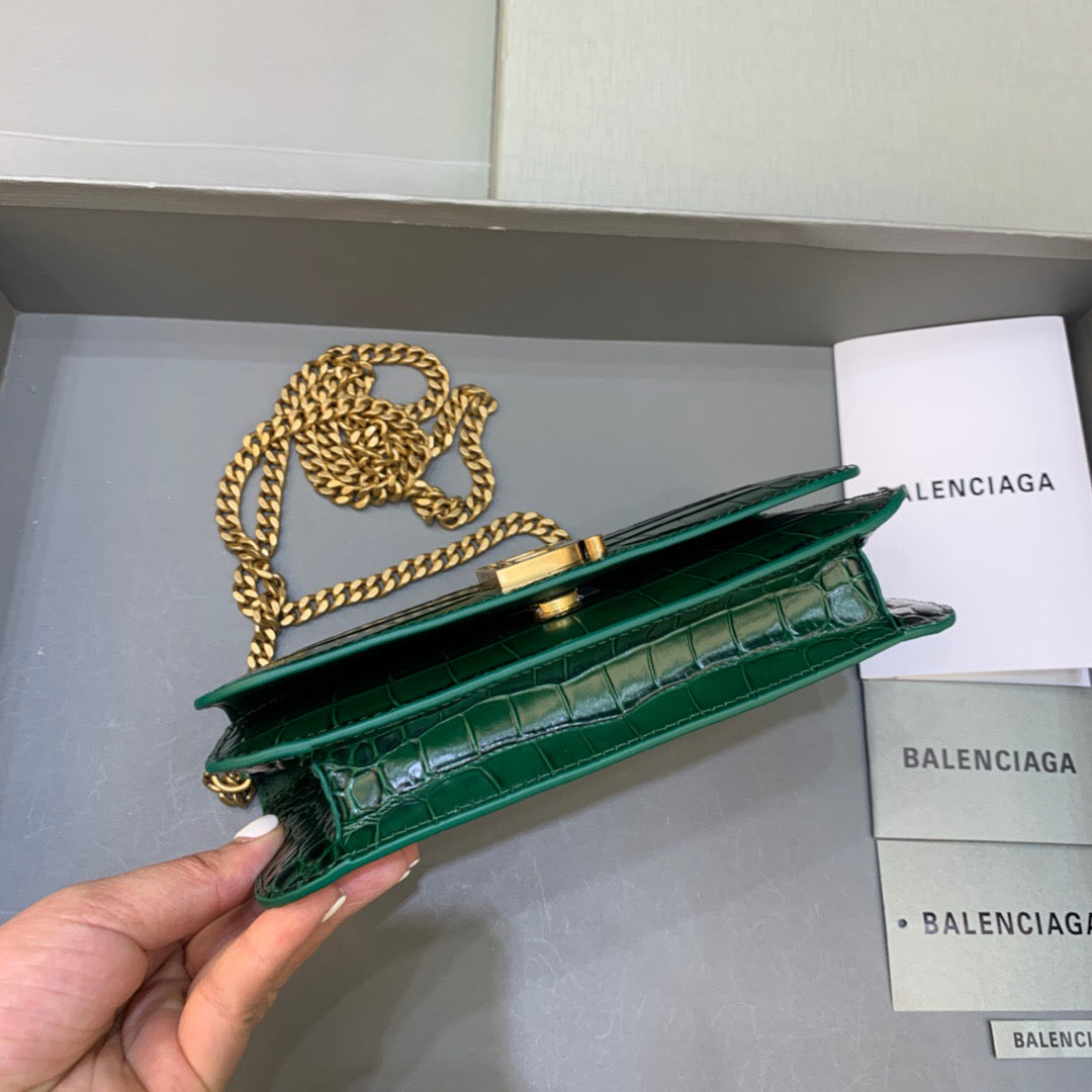 Top Quality Croc Embossed Patent B Bag With Chain In Green, For Women,  Bags 7.9in/20cm