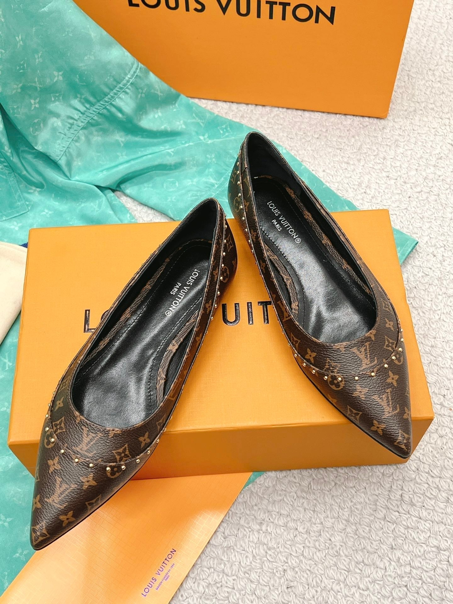 New 1:1 rep LUV High Heel Shoes 043