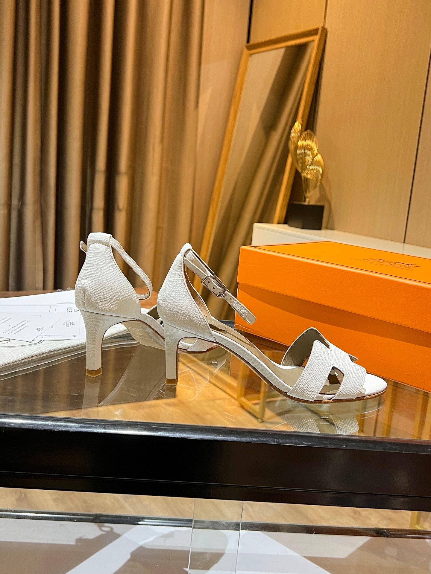 New 1:1 rep HM HIGH HEELS 040