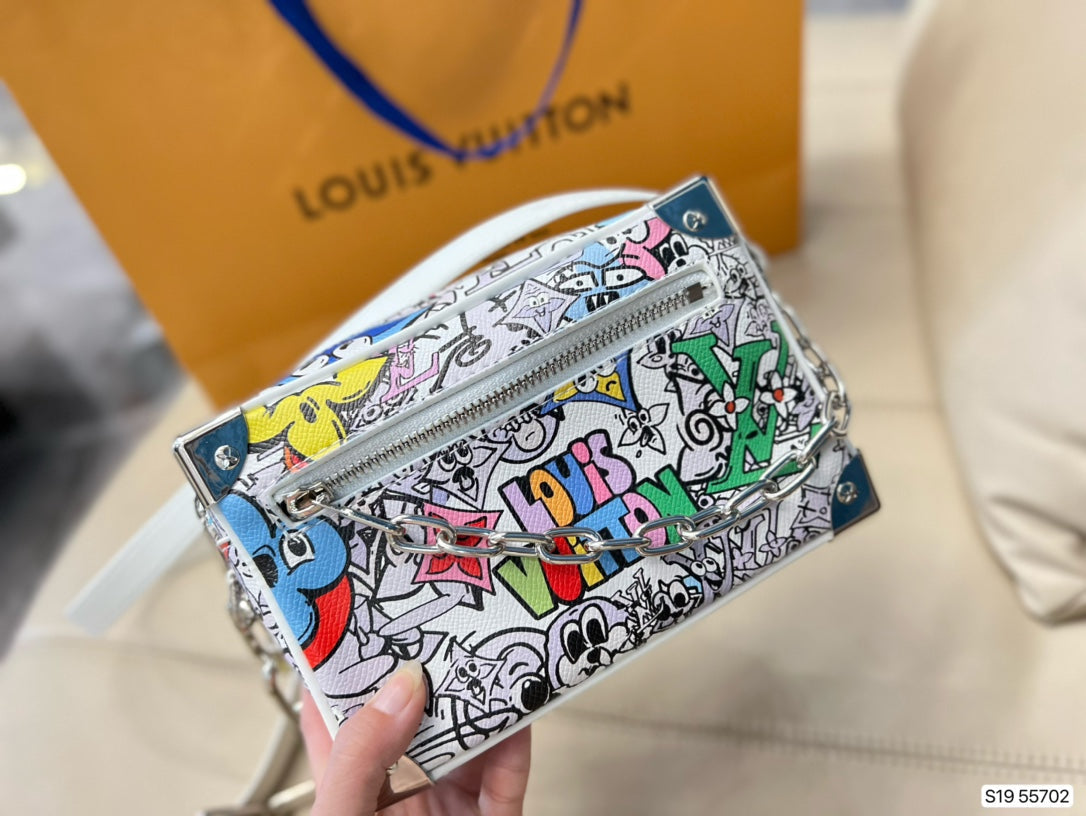 EN - New 1:1 rep Lux Bags LUV 559