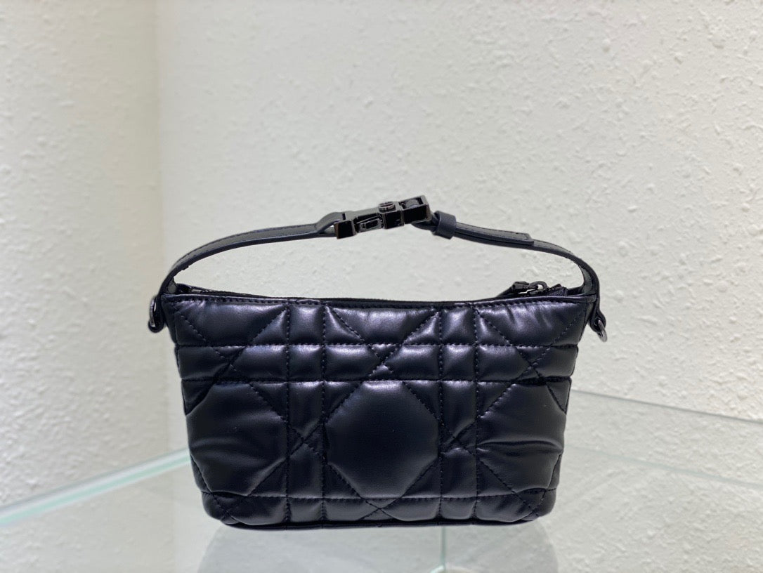 Top Quality Small DYORTravel Nomad Pouch Black, For Women, Womens Handbags 6in/15cm CD S5553BMIG_M900