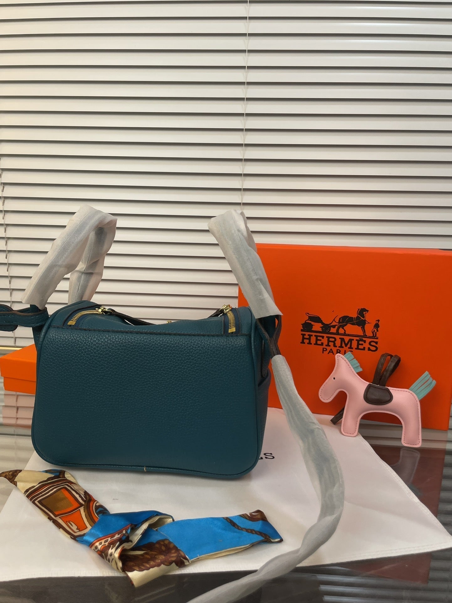 EN - New 1:1 rep  Bags HM 147