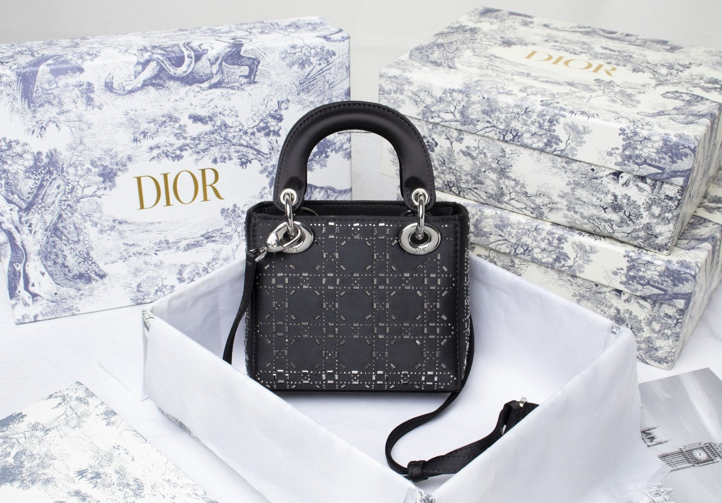 EN - New 1:1 rep  Bags DIR 230