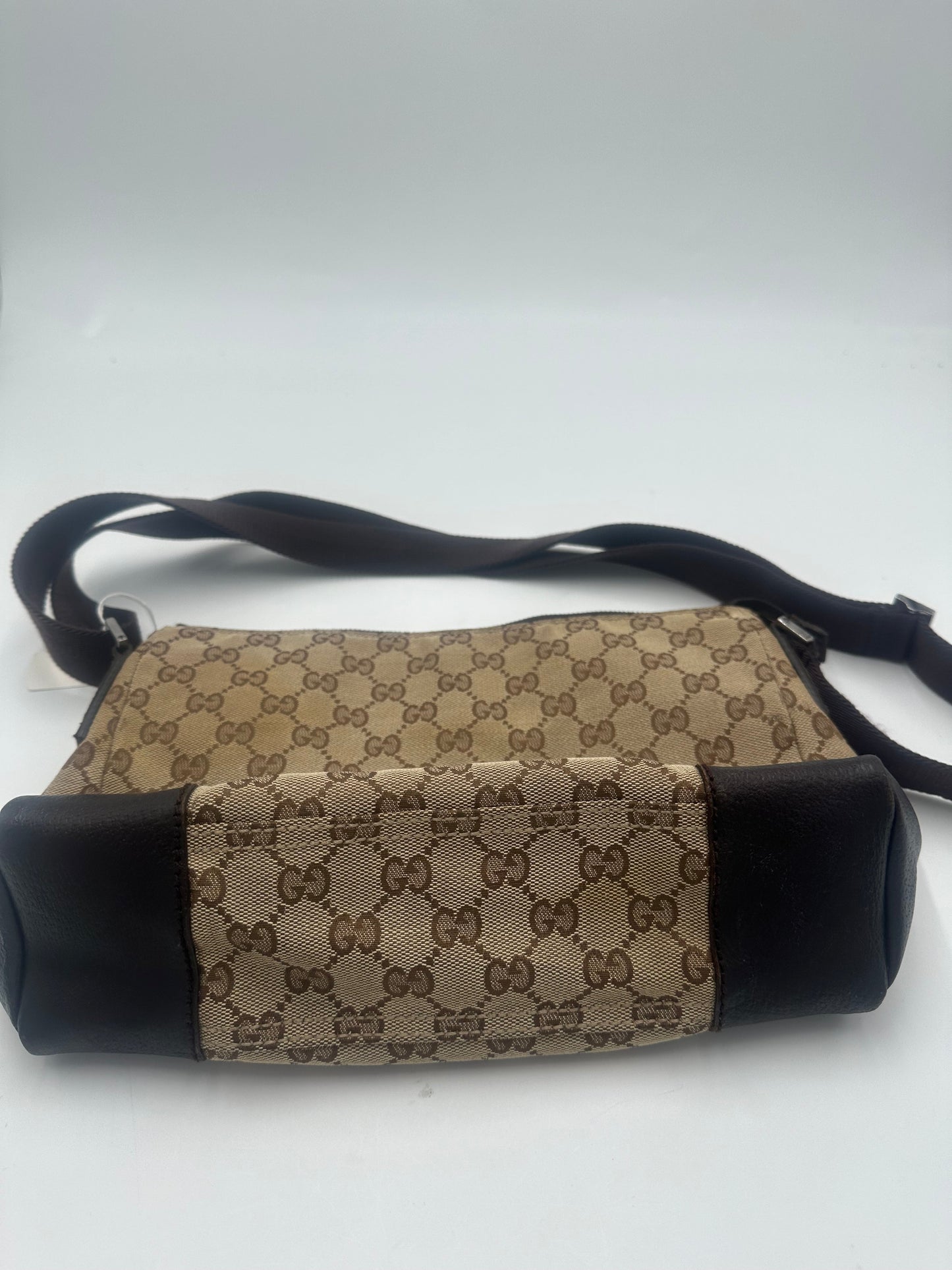 Gucci Front Pocket Messenger Bag Gg Canvas Beige Canvas Shoulder Bag Bag ( )