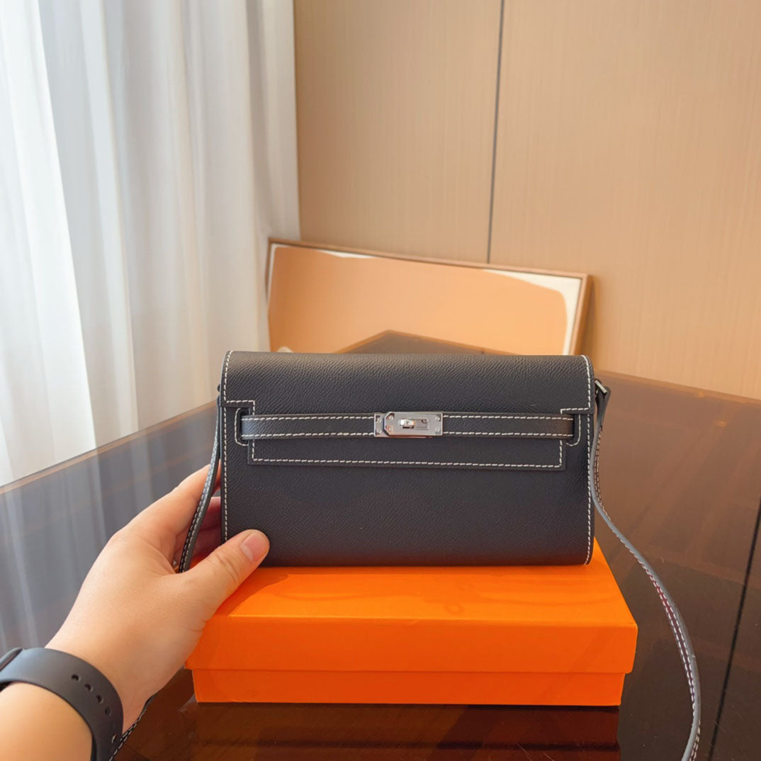 EN - New 1:1 rep  Bags HM 136