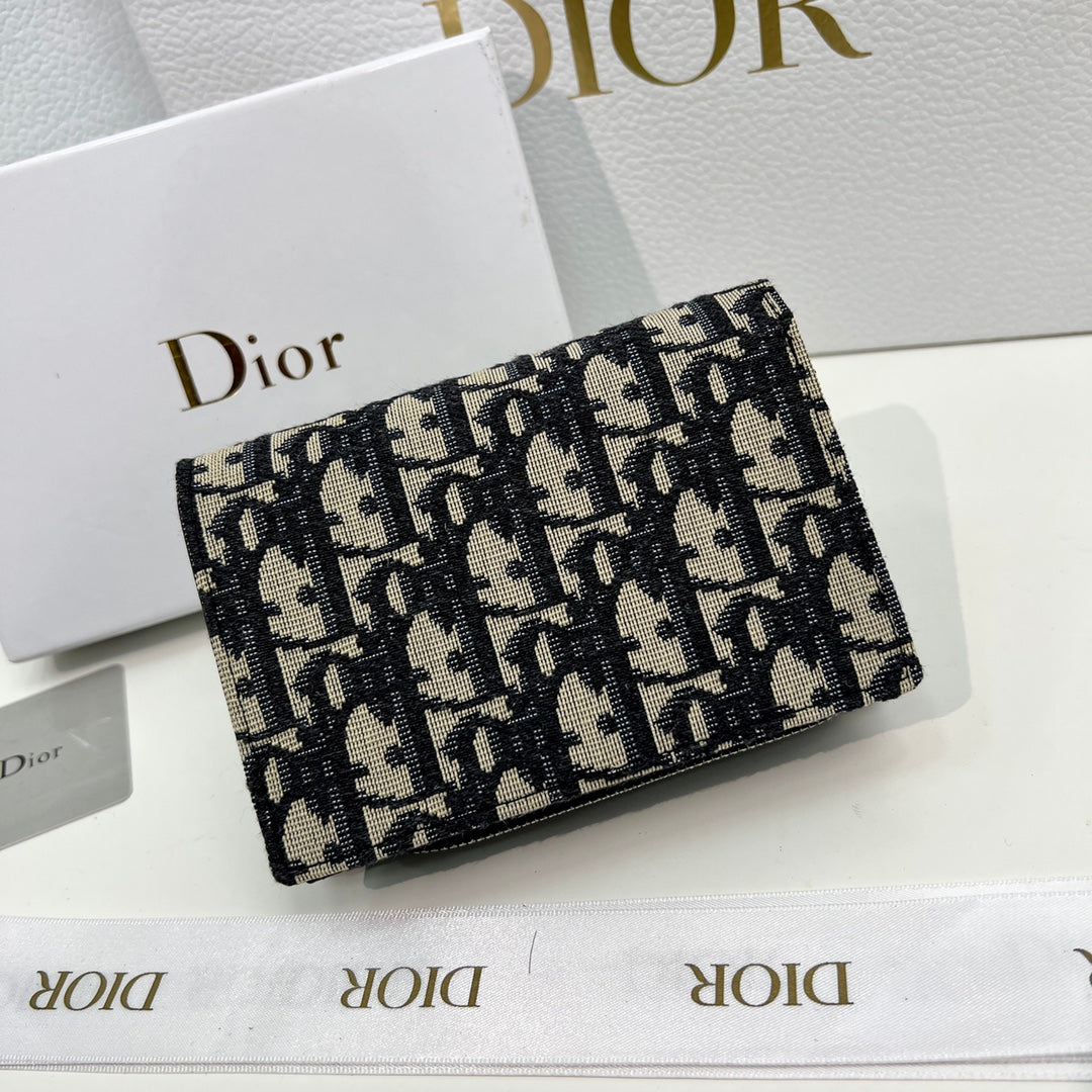 EN - New 1:1 rep  Wallet DIR 014