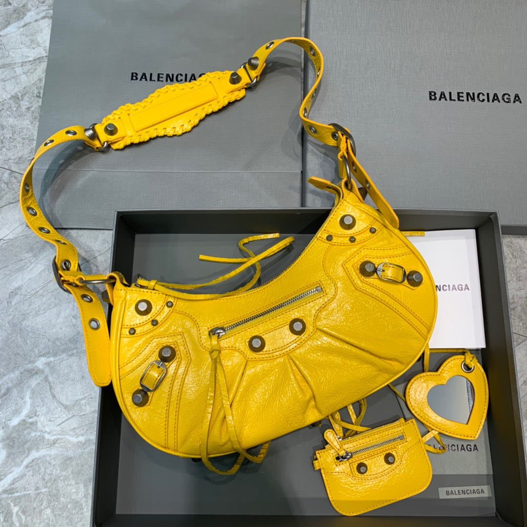 Top Quality Le Cagole XS Shoulder Bag In Yellow, For Women,  Bags 13in/33cm