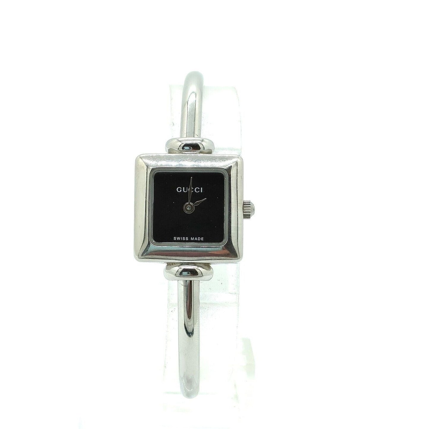 Swiss-made Gucci 1900 L series watch with a square opalescent black stainless steel dial, 7.5" long, sterling silver strap and 3 atm sapphir