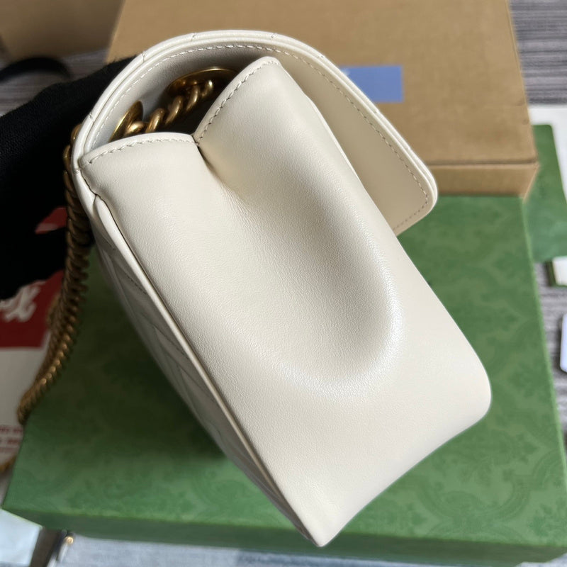Top Quality -  Bags - 826