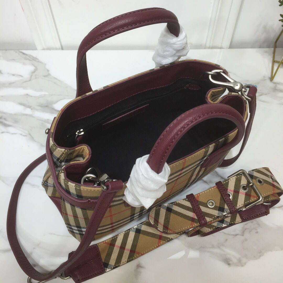Top Quality Small Banner  Check And Tote Purple For Women, Women’s Bags 10.5in/26cm