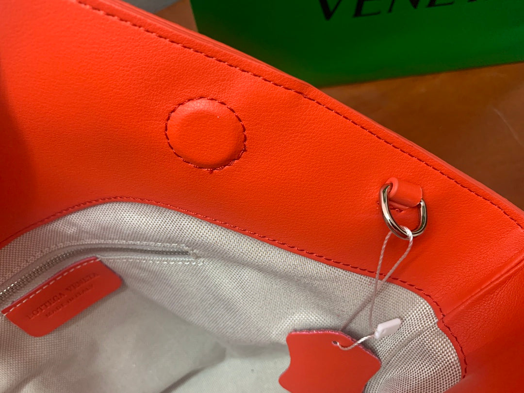 Top Quality Shoulder Bag Oranges, For Women, Women’s Bags 17.7in/45cm