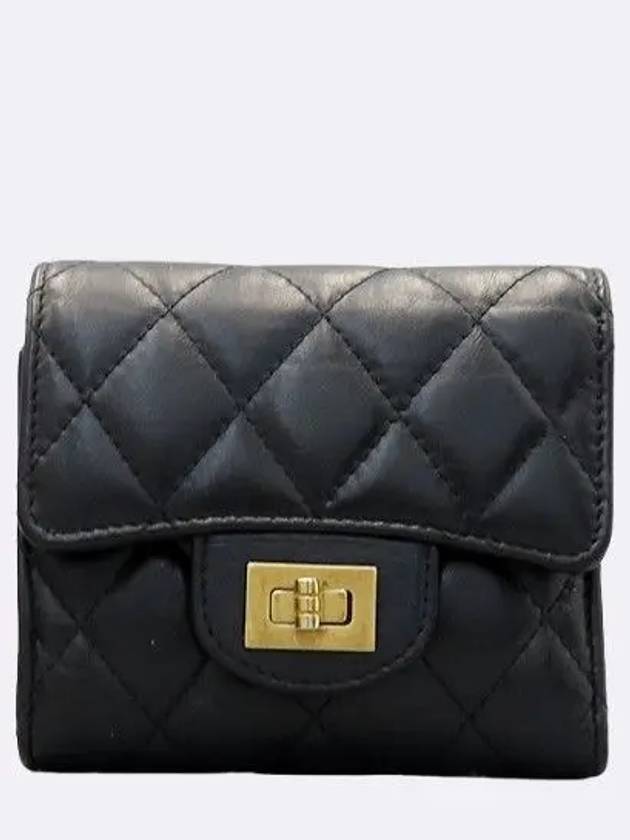 AP0628 Black color   calfskin 2 55 gold logo bi fold wallet Chanel