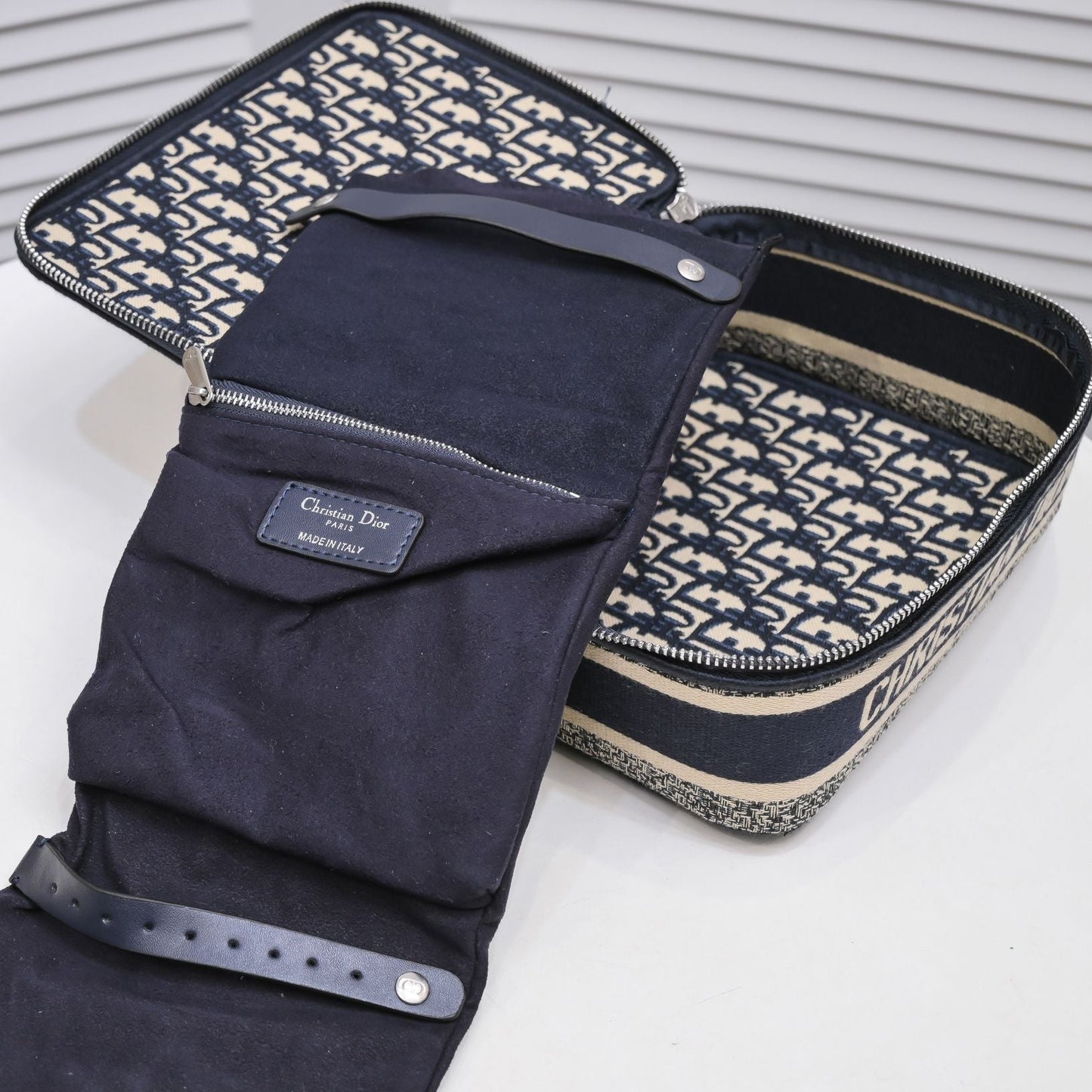 EN - New 1:1 rep  Bags DIR 266