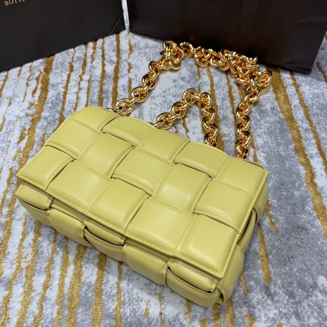 Top Quality Chain Cassette Bag For Women 10.2in/26cm In Yellow