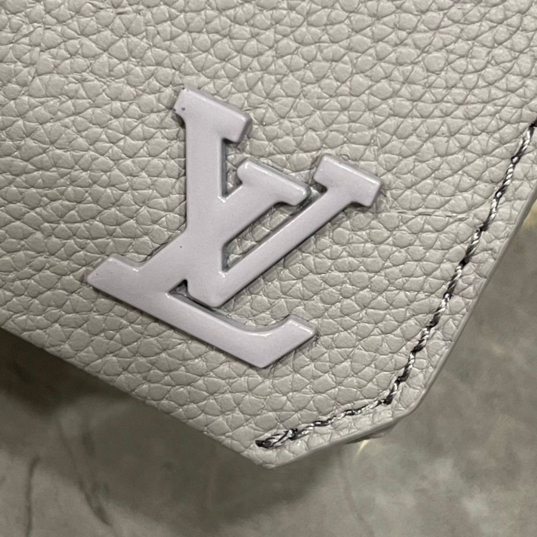 EN - Luxury Bags LUV 865