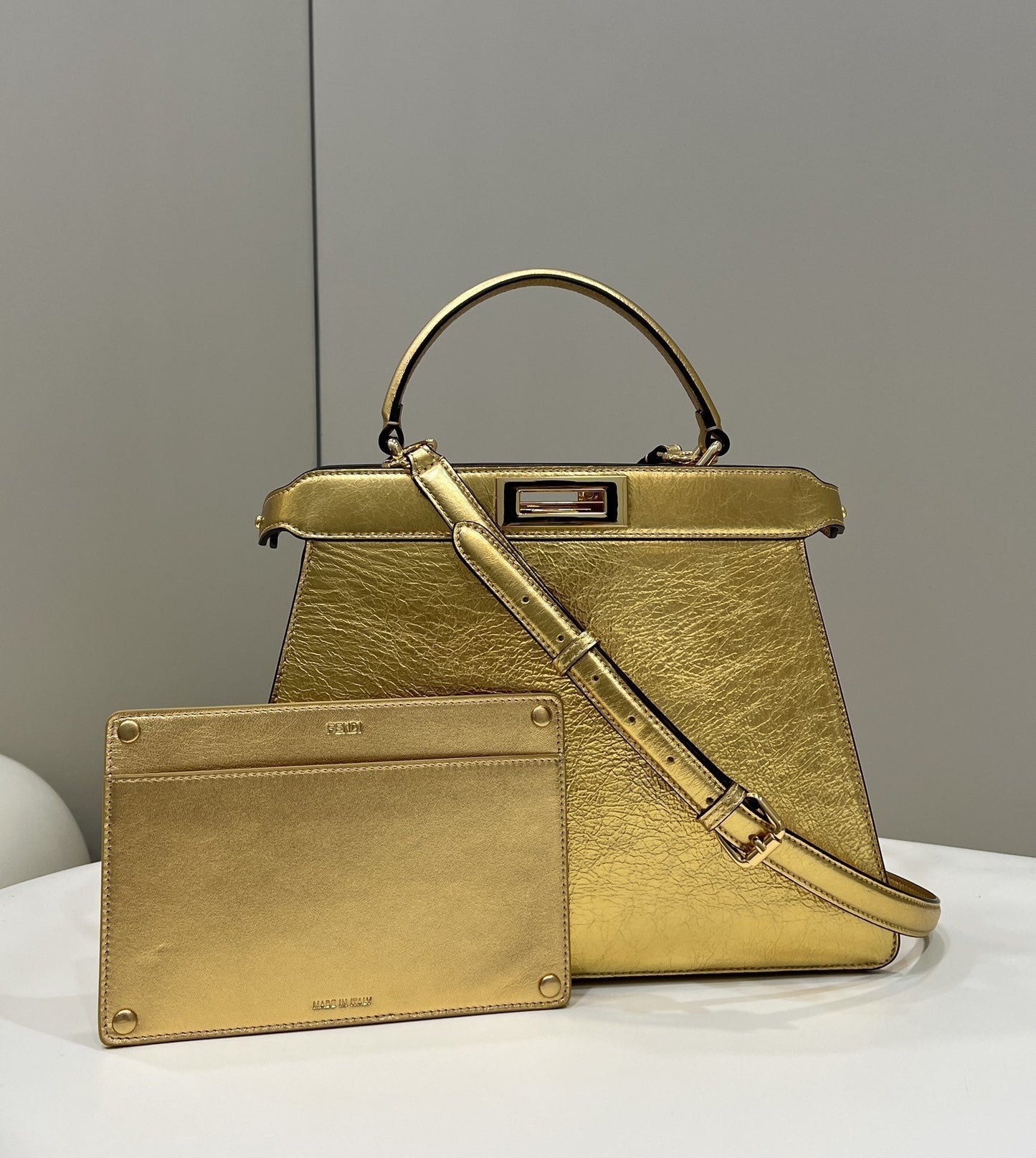 Top QualityTop Quality Peekaboo Medium Gold Bag For Woman 33cm/13in