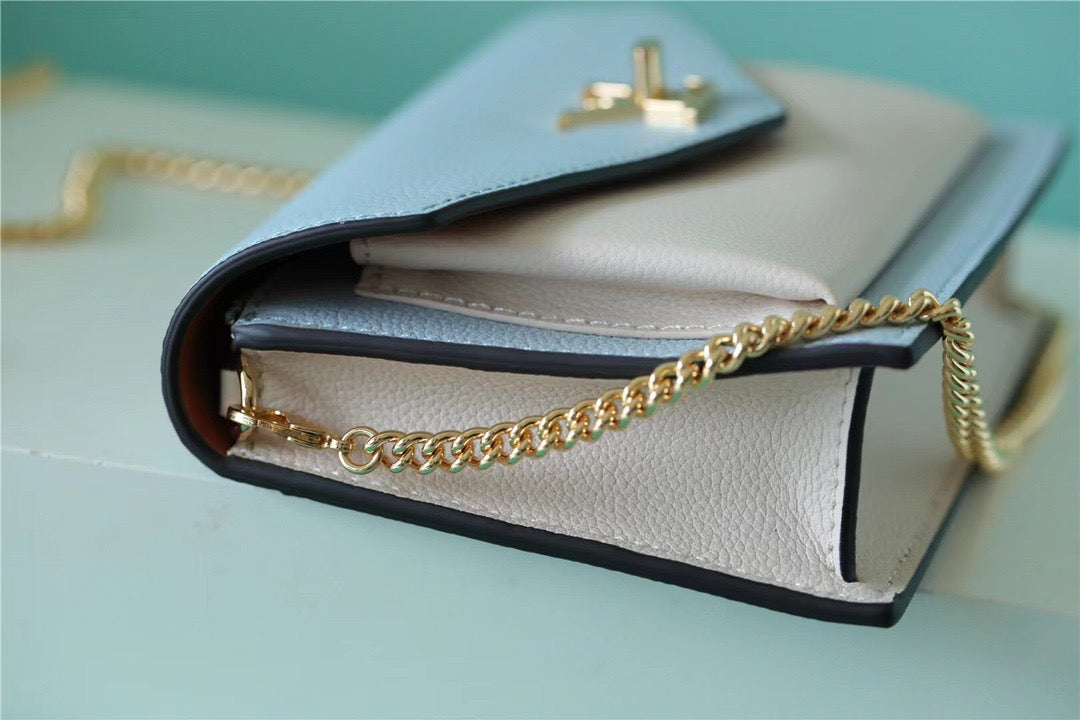 Top Quality Mylockme Chain Pochette Bleu Nuage Blue For Women,  Shoulder and Crossbody Bags 7.5in/19cm Top Quality M81436