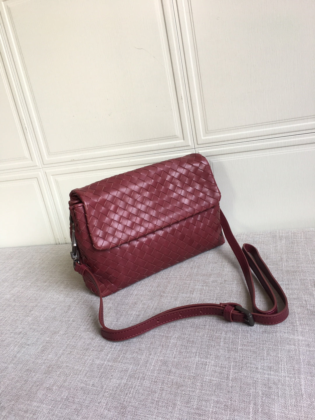 Top Quality Classic Intrecciato Red, For Women, Women’s Bags 8.9in/22.5cm