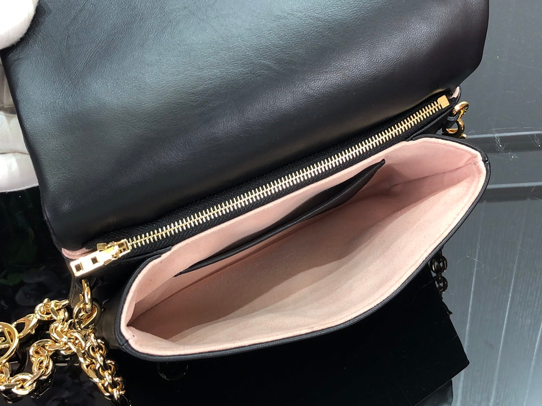 Top Quality Pochette Coussin Monogram Empreinte Black For Women,  Shoulder And Crossbody Bags 7.9in/20cm Top Quality M80742