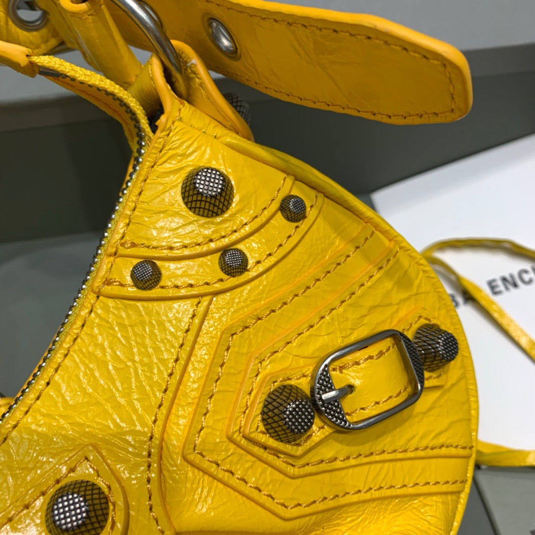 Top Quality Le Cagole XS Shoulder Bag In Yellow, For Women,  Bags 10.2in/26cm