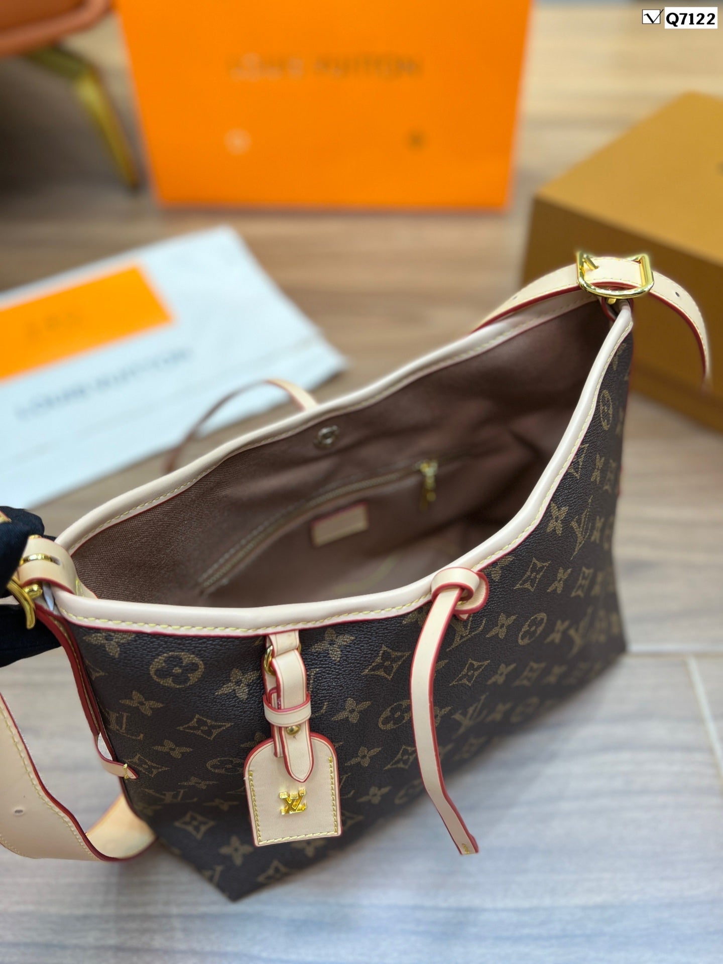 EN - New 1:1 rep Lux Bags LUV 532