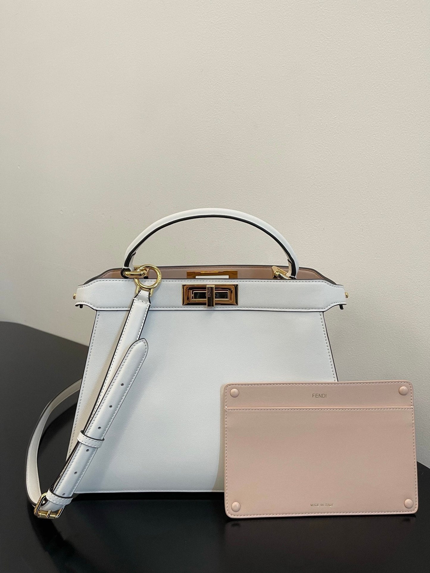 FI Top Quality ISeeU Petite White Small Bag For Woman 20cm/8in