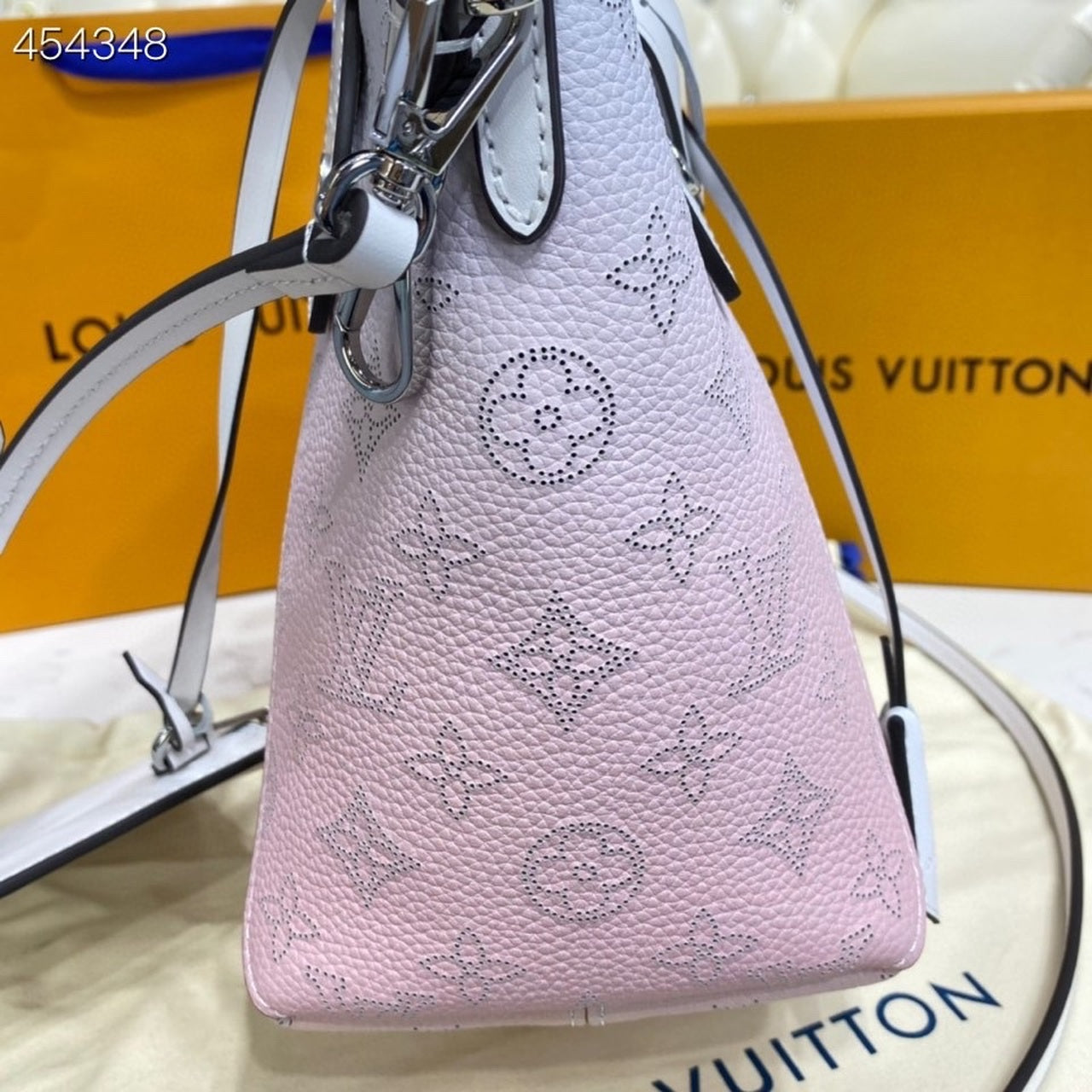 Top Quality Hina PM Bag 22cm Mahina Calfskin Leather Spring/Summer Collection M57858 GraTop Qualityent Pink