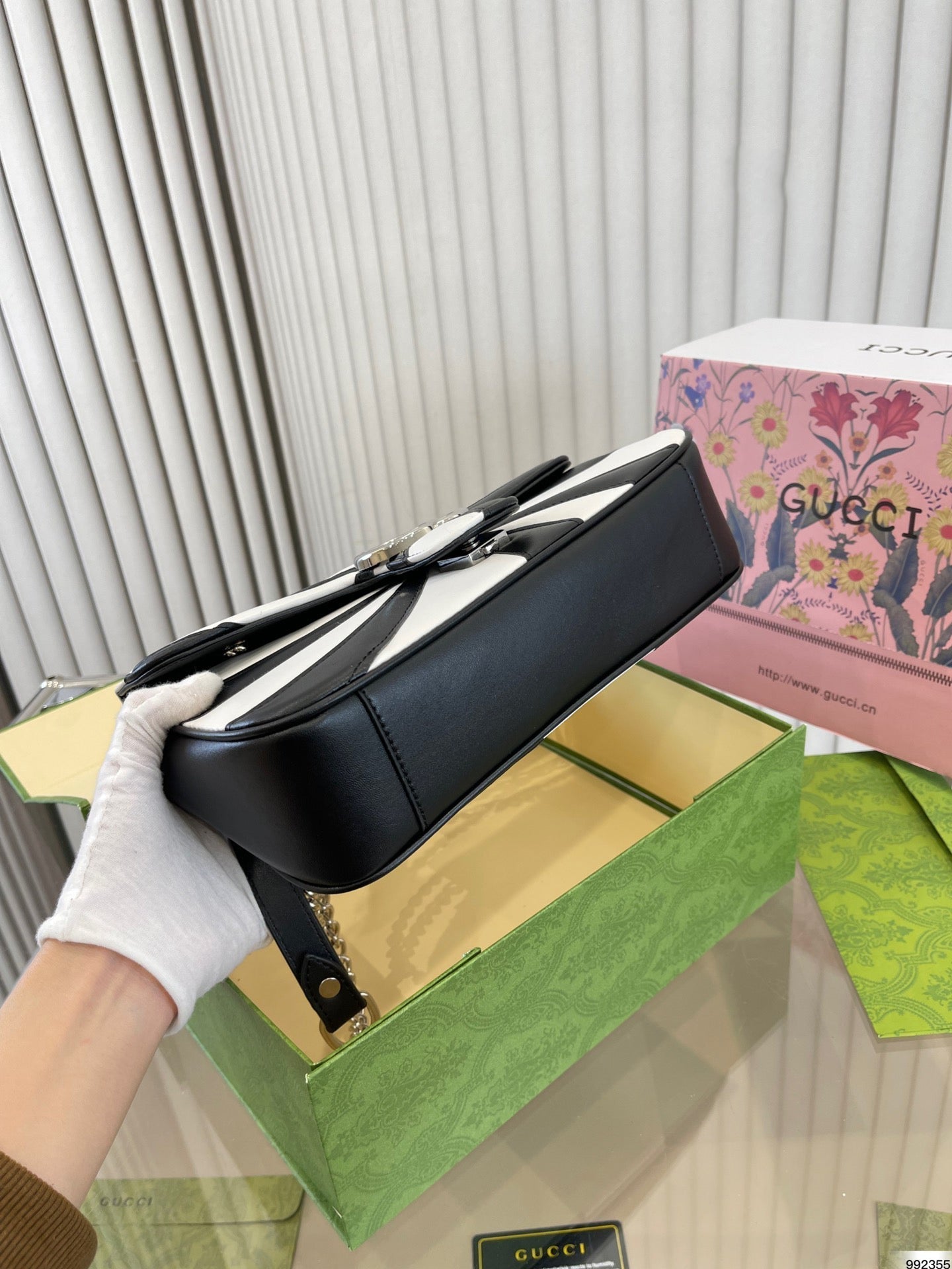 EN - New 1:1 rep  Bags GCI 522
