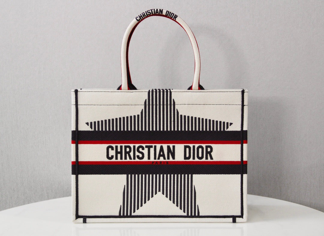 Top Quality MeTop Qualityum Book Tote White, For Women, Womens Handbags 14in/36cm CD