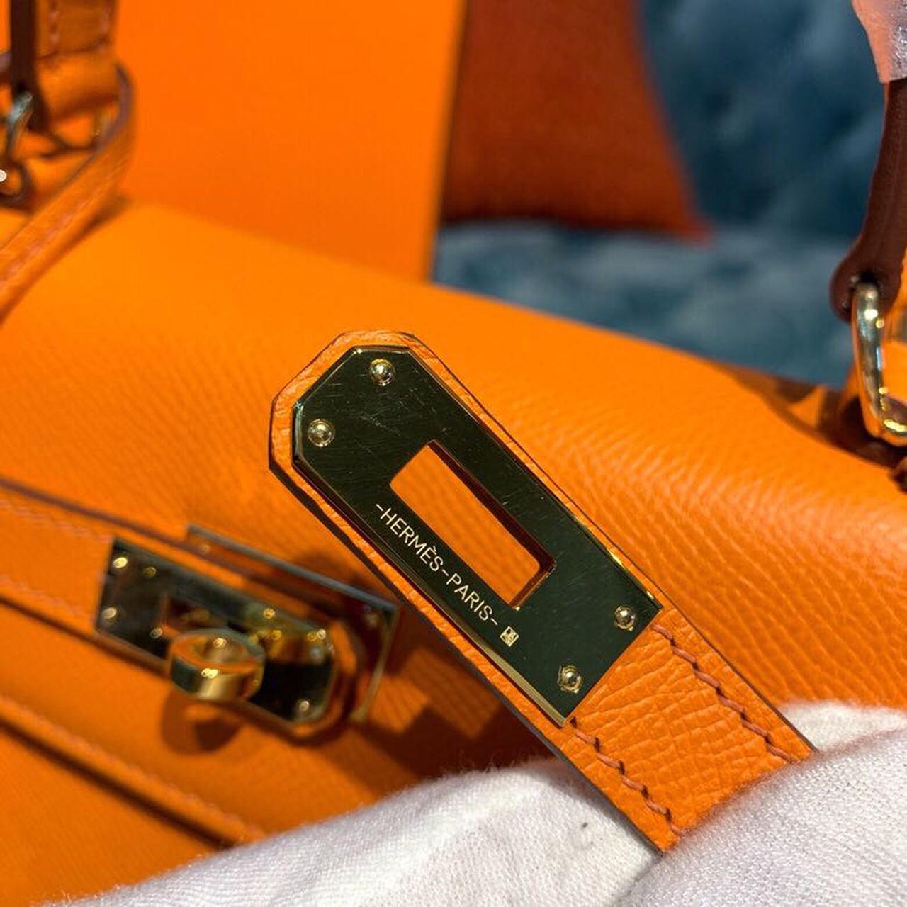 Top Quality Kelly Orange For Women Gold Toned Hardware 10in/25cm