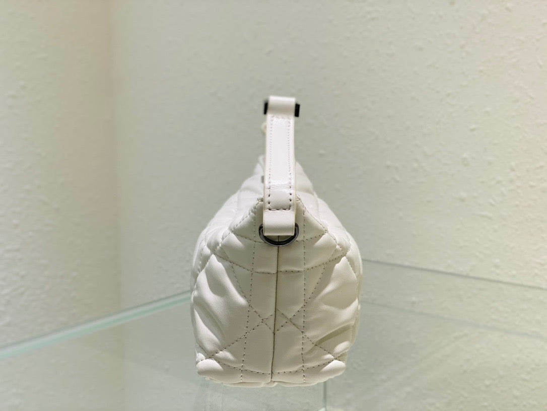 Top Quality Small DYORTravel Nomad Pouch White, For Women, Womens Handbags 6in/15cm CD S5553BMIG_M030