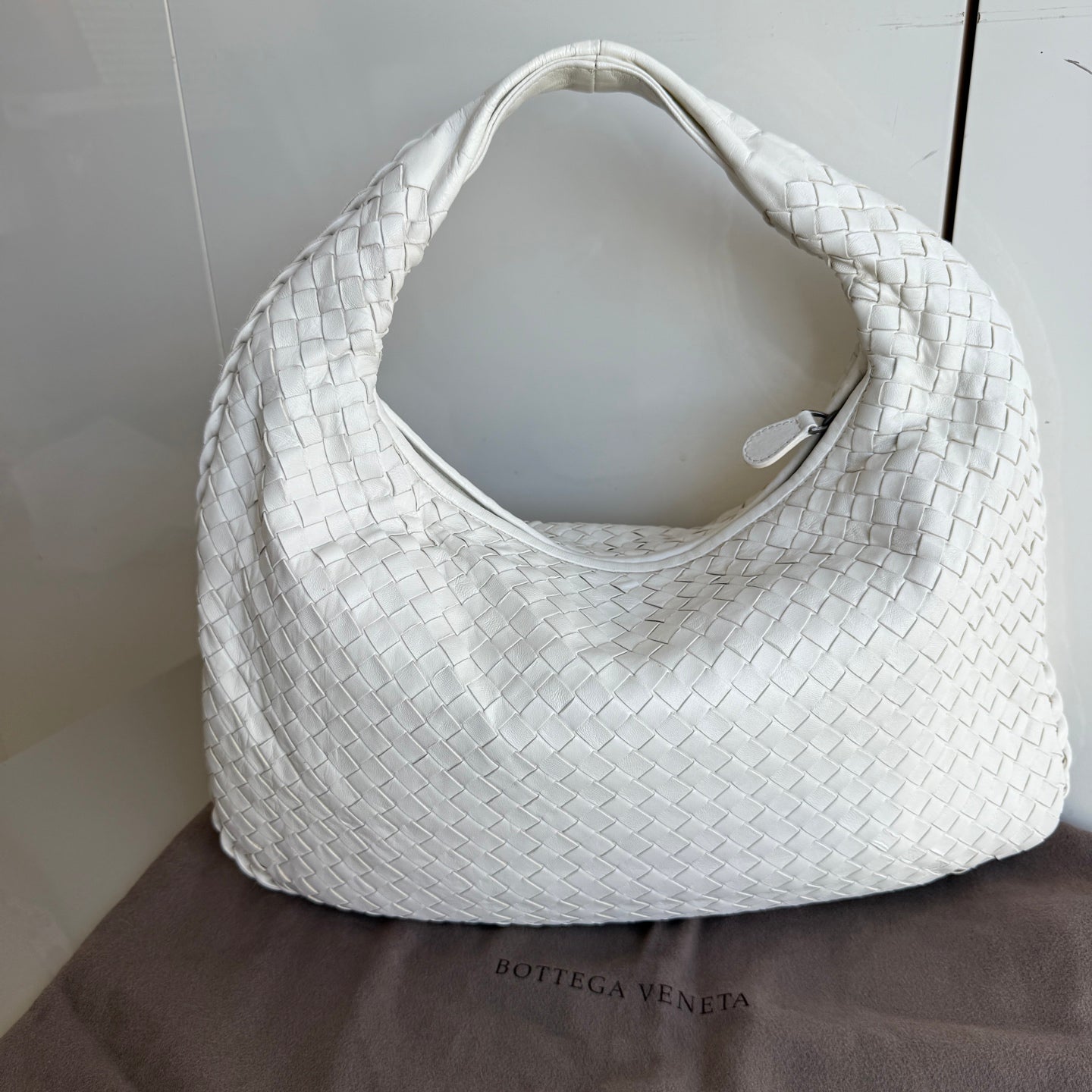 Bottega Veneta Veneta Hobo Intrecciato White Nappa Leather Medium 40cm