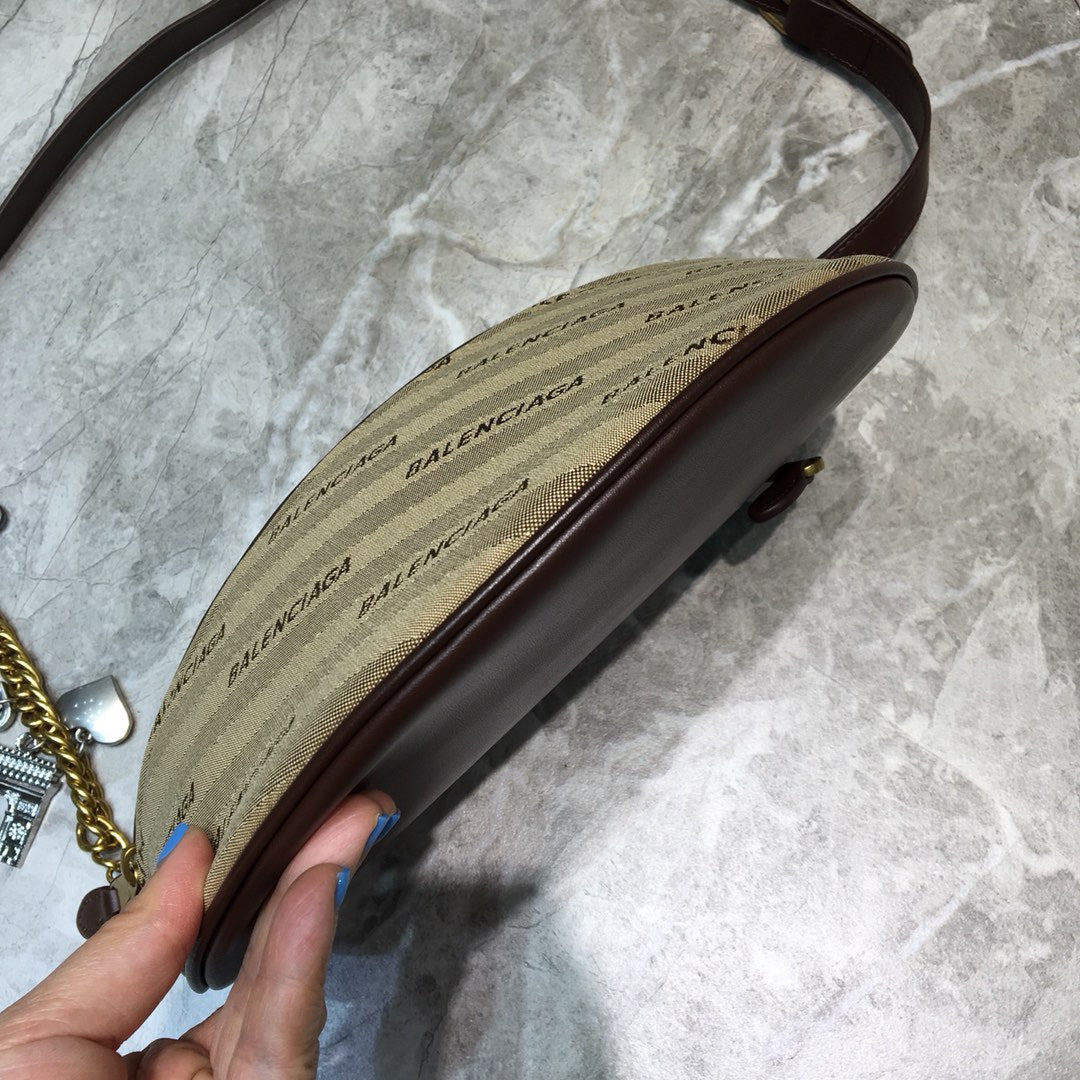 Top Quality Souvenir XS Belt Bag In Brown, For Women,  Bags 9.5in/24cm