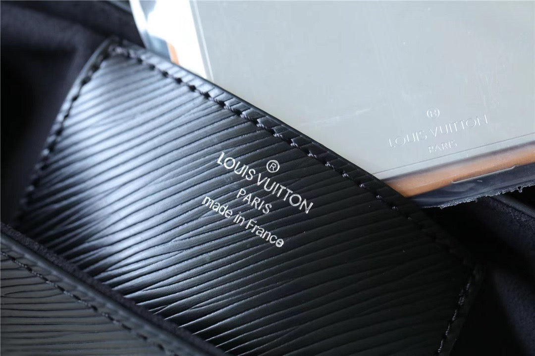 ouis Vuitton Twist MM Epi Black For Women,  Shoulder And Crossbody Bags 9.1in/23cm Top Quality 