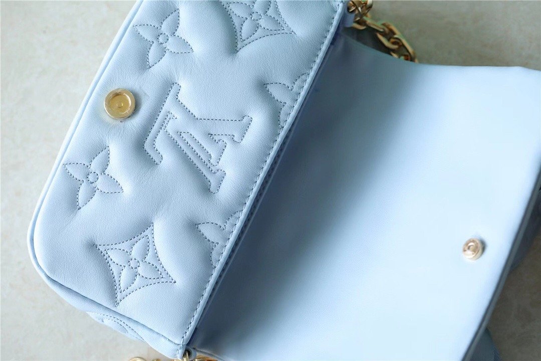Top Quality Wallet On Strap Bubblegram Monogram In Wallets and Small Leather Goods For Women Bleu Glacier Blue 7.9in/20cm Top Quality M81399
