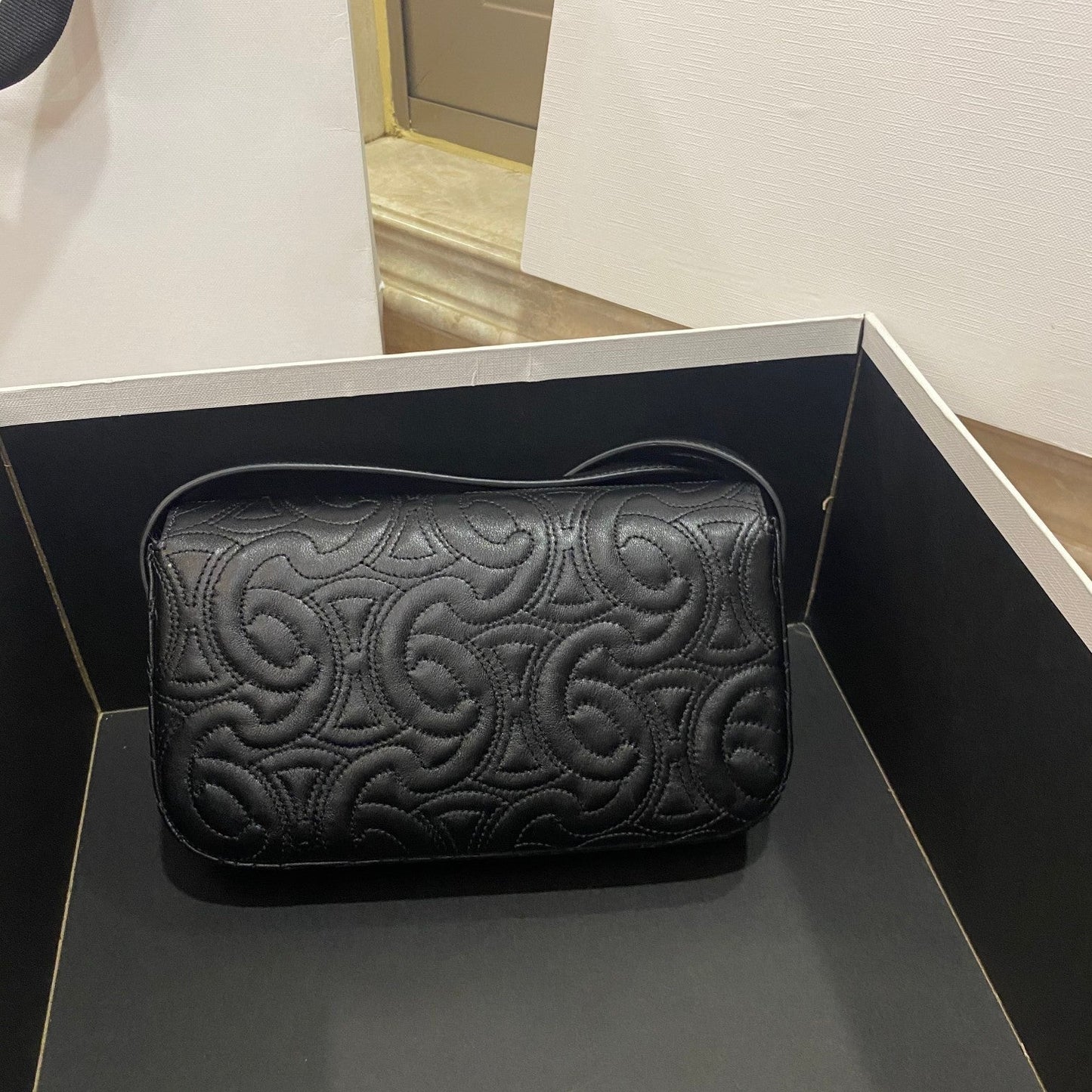 Top Quality Triomphe Shoulder Bag In Quilted Triomphe Lambskin Black For Women 8in/20cm 194143EF4.38NO