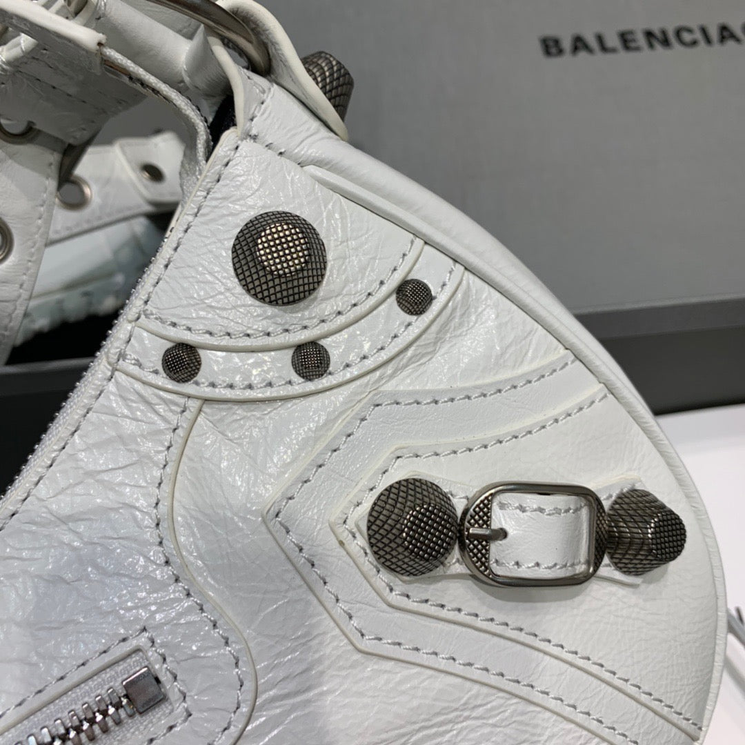 Top Quality Le Cagole XS Shoulder Bag In White, For Women,  Bags 13in/33cm